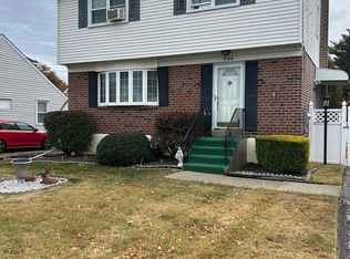 734 4th Ave, Prospect Park, PA 19076