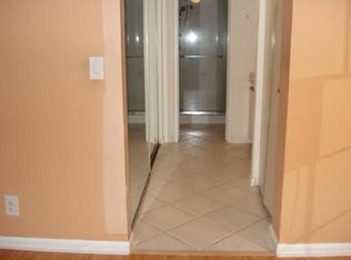607 Freedom Ct, Deerfield Beach, FL 33442