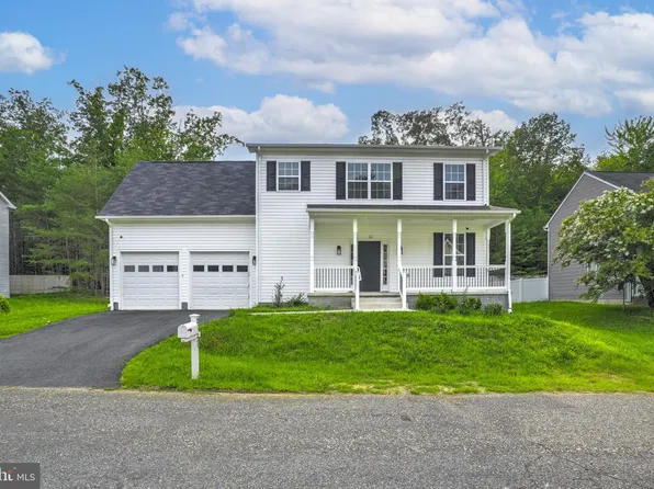 22621 Woods Ln, Lexington Park, MD 20653