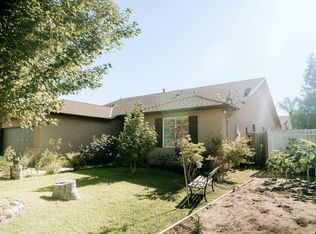 1799 N June Ave, Farmersville, CA 93223