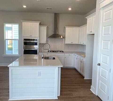 2nd image of 125 Ashworth Dr