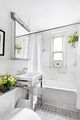 Sold by Compass | media 9