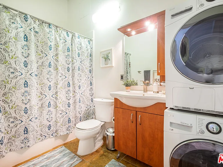 312 W 5th St #606 — Photo 12