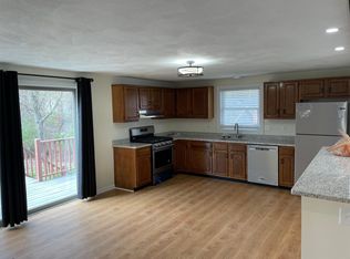 30 Riverdale Ave, Haverhill, MA 01835