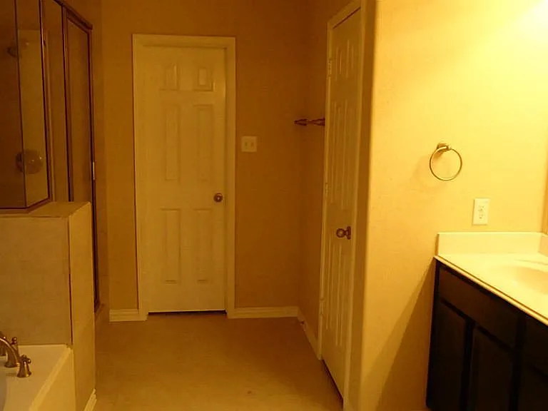 22423 Albee — Photo 14