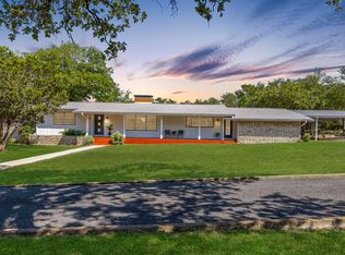 116 Royal Oaks Rd, Kerrville, TX 78028