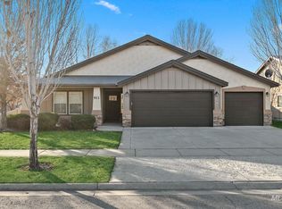 911 E Tallinn St, Meridian, ID 83646