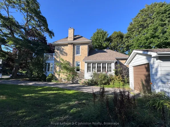 43 Albert St N, Saugeen Shores, ON N0H 2L0