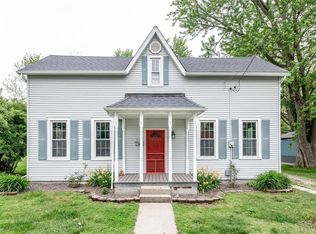 973 N 2nd St, Breese, IL
