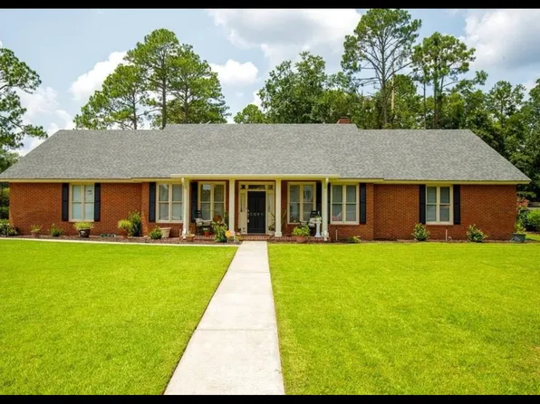 3801 Cambridge Dr, Valdosta, GA 31605