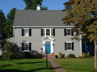 15 Ingraham Rd, Wellesley, MA 02482