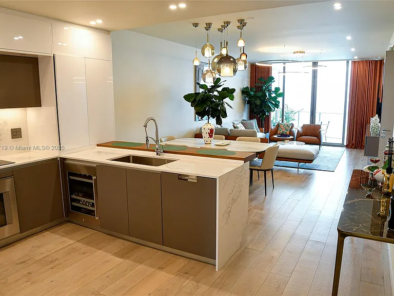 15701 Collins Ave #4403 — Photo 36