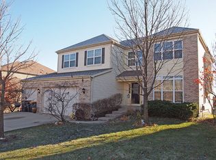 107 Nettle Ln, Streamwood, IL 60107