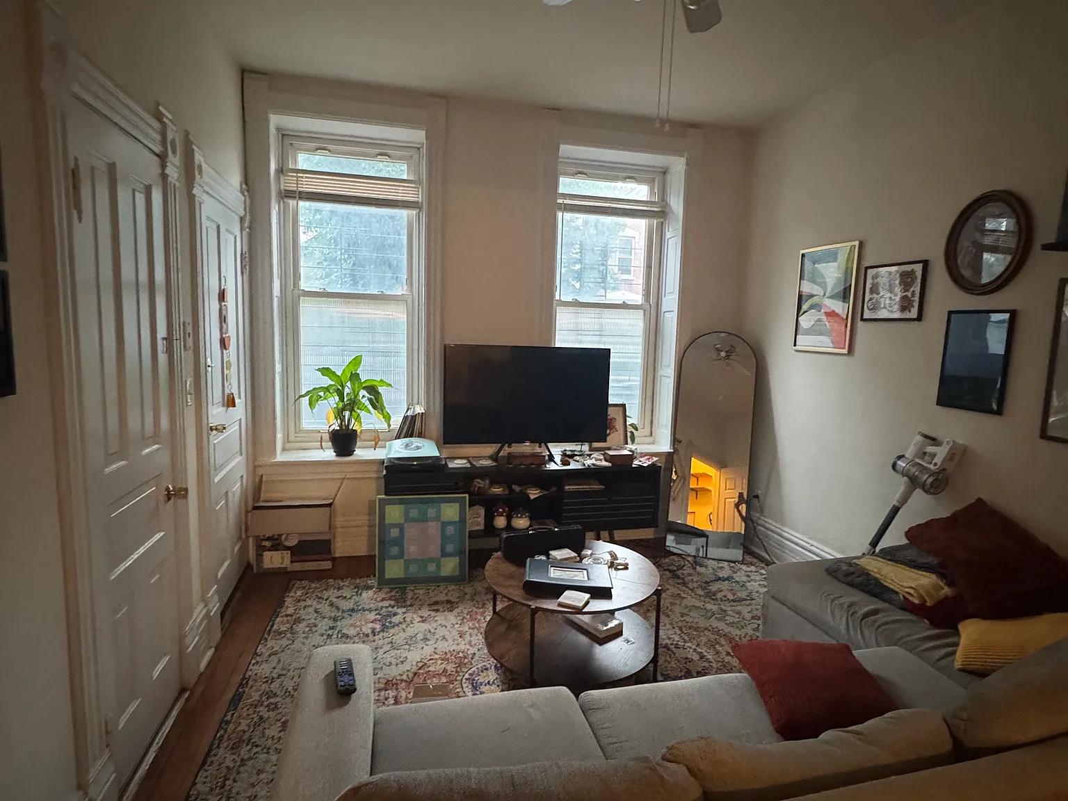 2 bed, 800 sqft, $1,900 — Photo 2