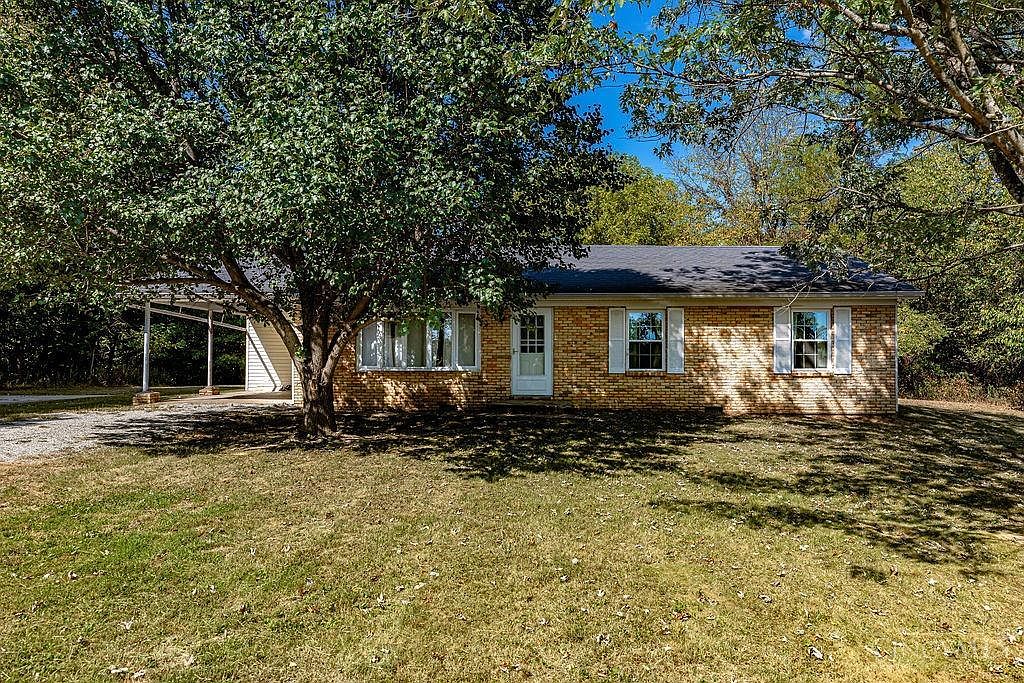18619 Union Ridge Rd, Aurora, IN 47001 | Zillow