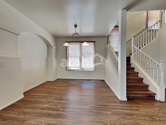 4th image of 18139 W Smokey Dr