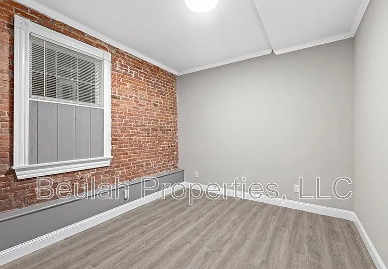 1200 Allen Ave #2R — Photo 6