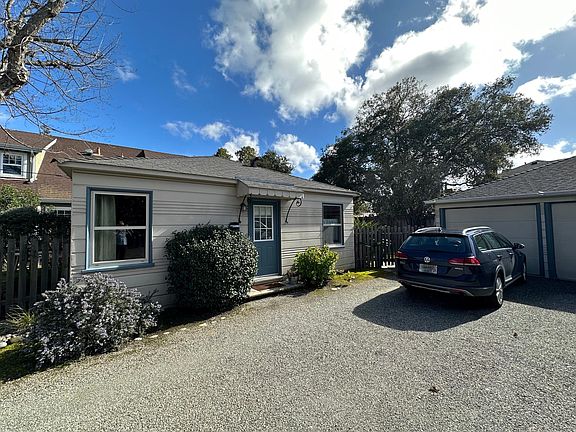 2nd image of 2092 Princeton St