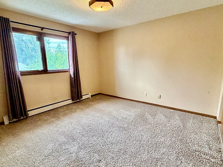 401 N Bliss St #4 — Photo 9