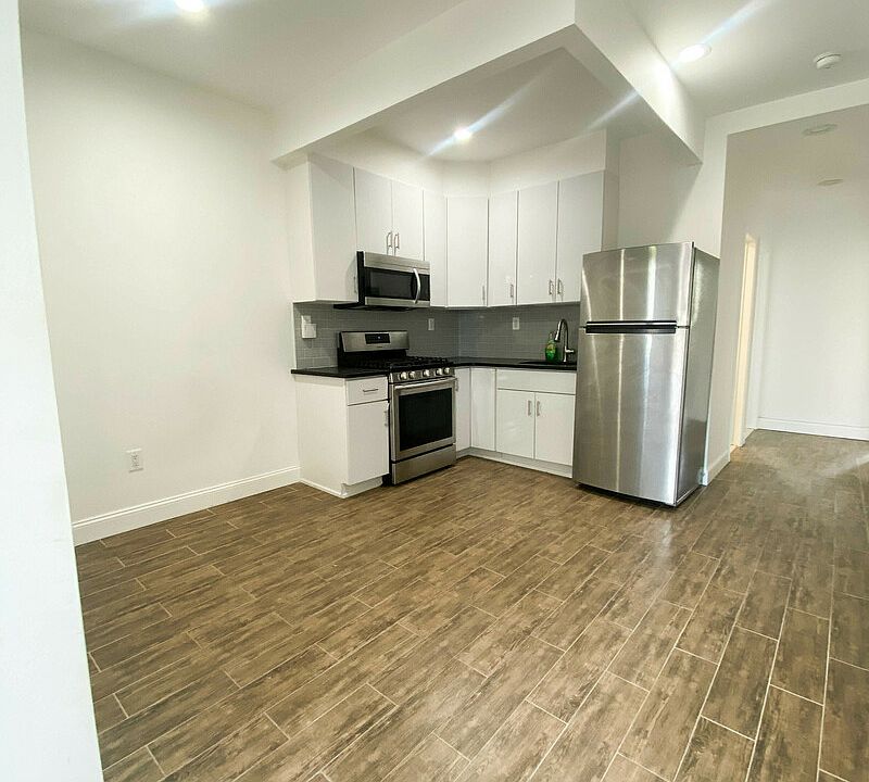 1st image of 89 Rockaway Ave #2B