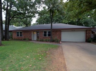 3112 Maple Dr, Sand Springs, OK 74063