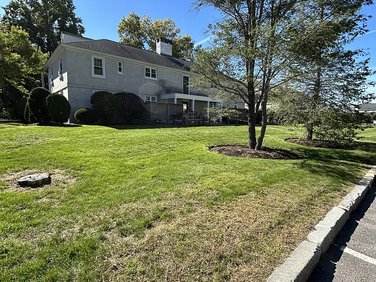 153 Thoreau St — Photo 10