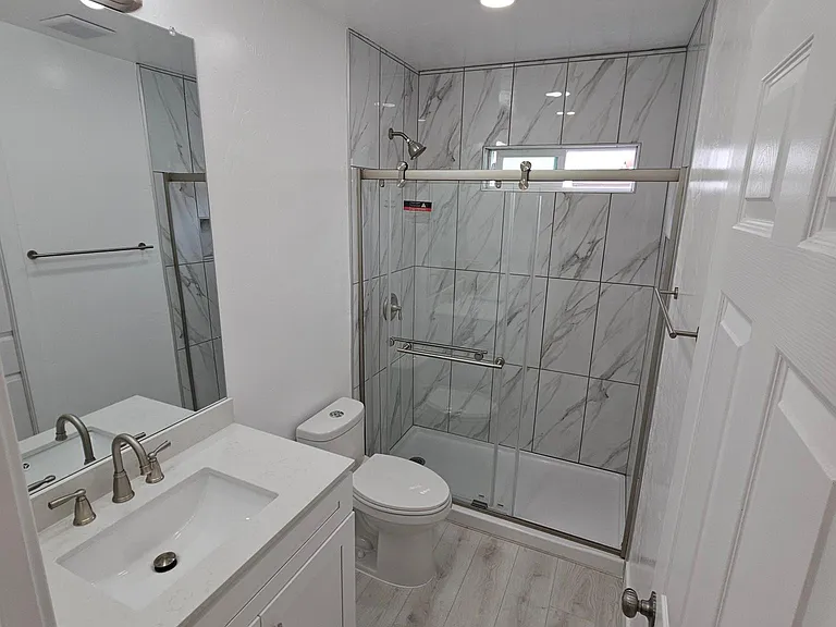 11372 Turtleback Ln — Photo 4