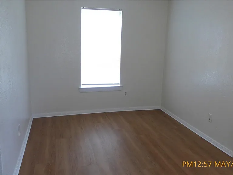 2308 Stevens St — Photo 6