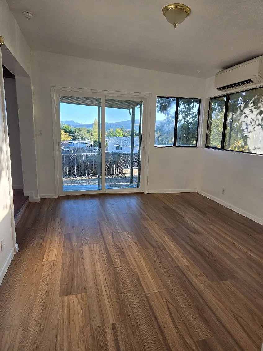 3 bed, 800 sqft, $1,800 — Photo 4