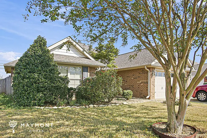 4924 Montauk Trl SE
