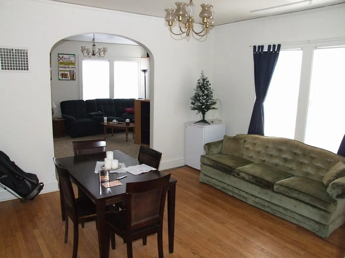3 bed, 1368 sqft, $1,305 — Photo 4