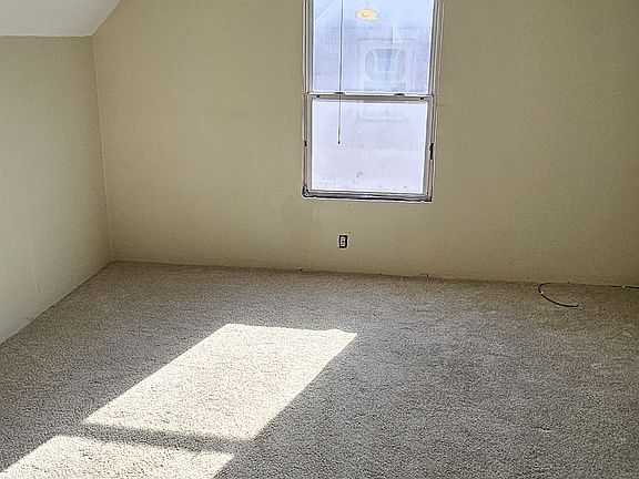 4th image of 5228 S Benton Ave