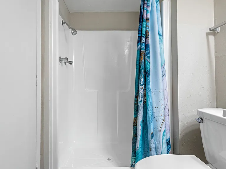 Enclave at Sabal Pointe Apartments — Photo 31