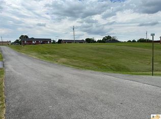 208 Snow Crest Dr, Columbia, KY 42728