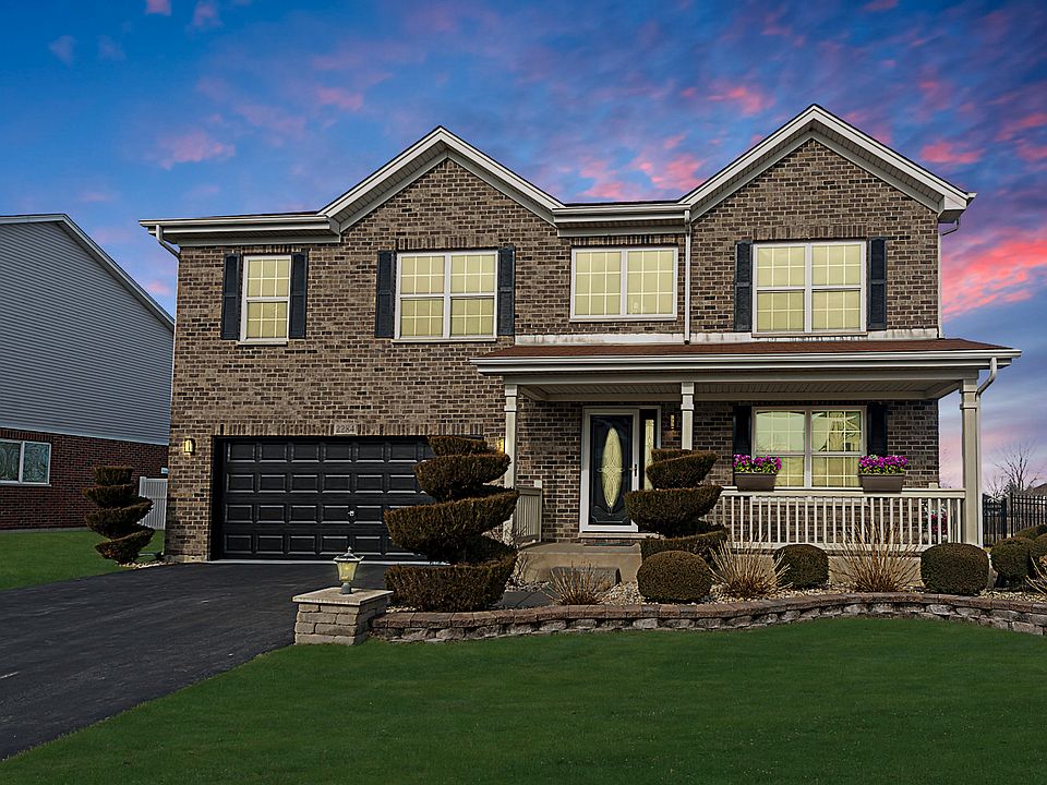 1st image of 2284 Queensbridge Dr