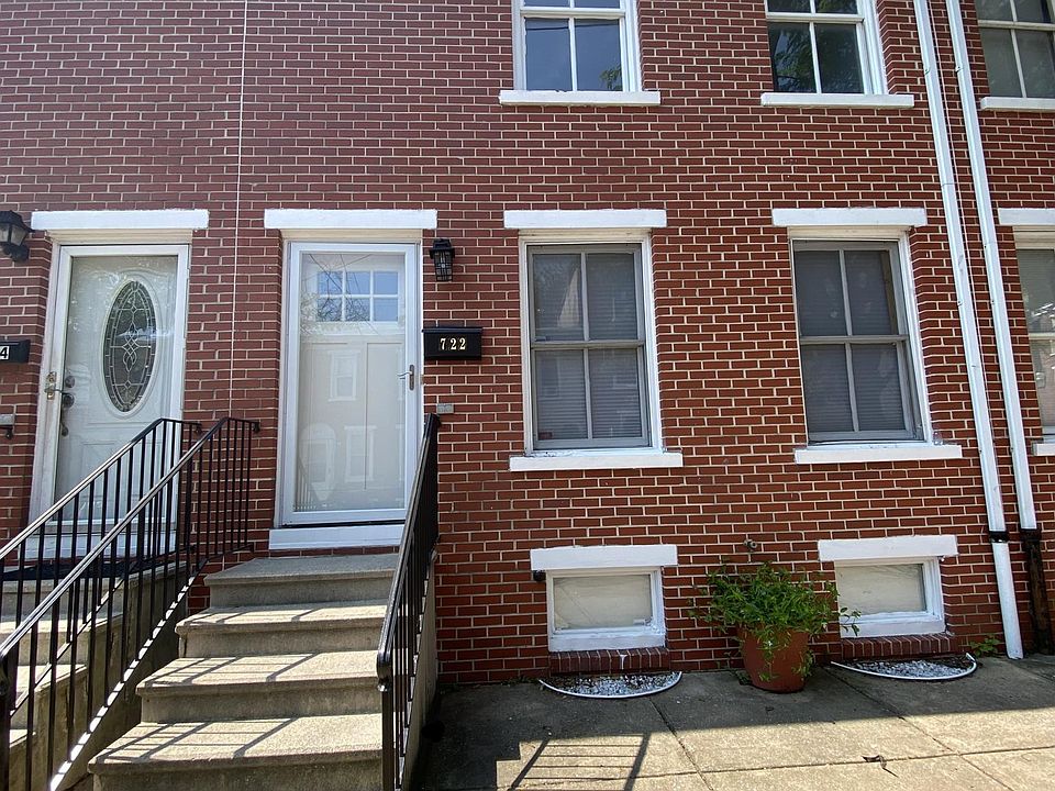 1st image of 722 E 7th St