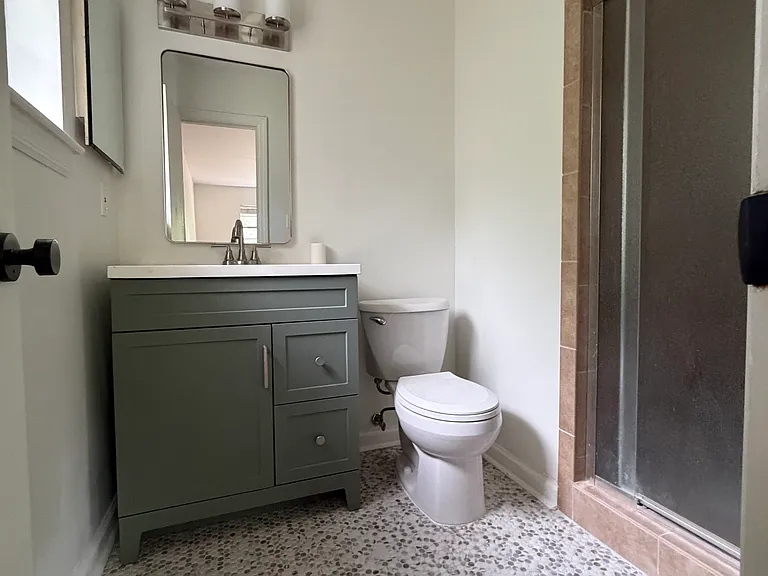 112 Talbot Rd — Photo 14