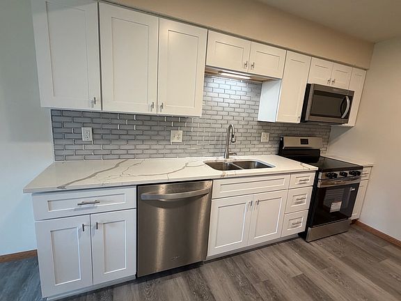 2nd image of 6388 Dummerston Ct