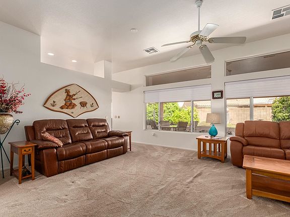 4th image of 22025 N Desperado Dr