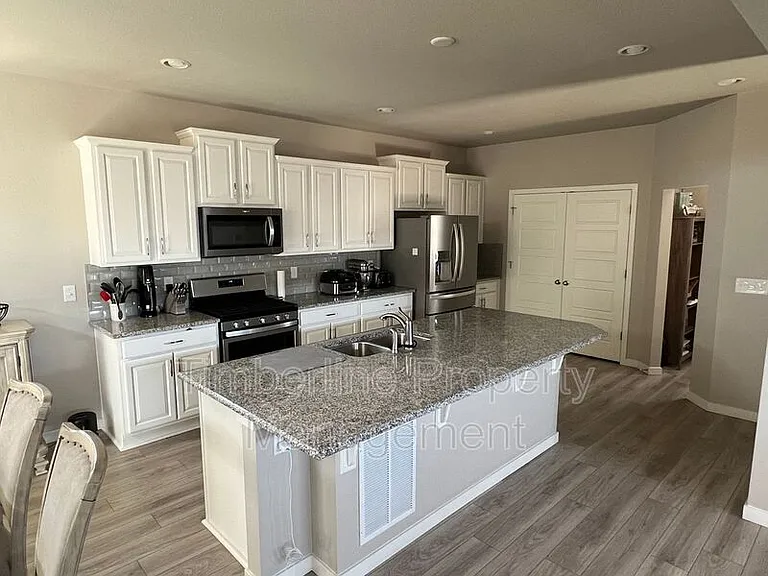 9606 Timberlake Loop — Photo 2