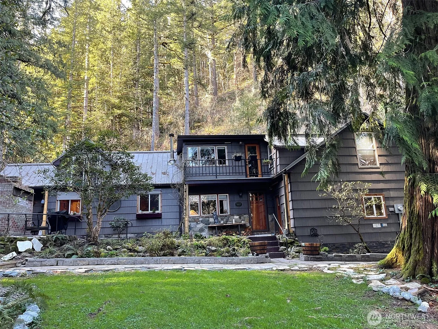 54909 Conrad Road photo 1