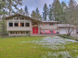 18005 S Tapps Dr E, Bonney Lake, WA 98391