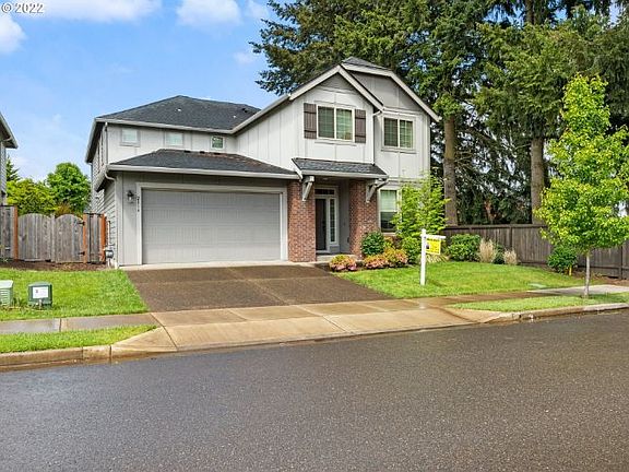 2nd image of 2814 NE 187th Pl