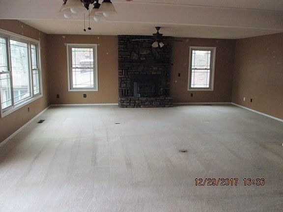 2nd image of 15 Morpet Ln
