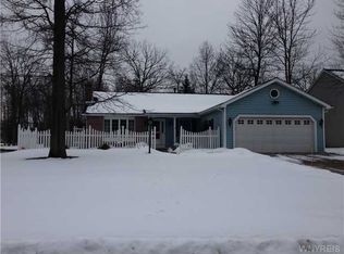 604 Briarwood Ln, Lewiston, NY
