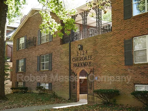 2124 Cherokee Pkwy #207 Photo 1