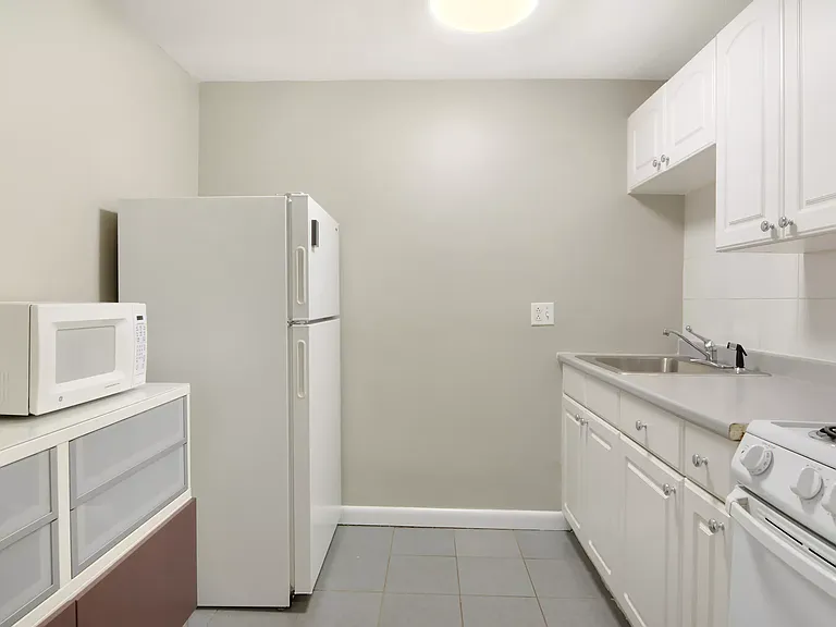 197 Kent St #23 — Photo 5