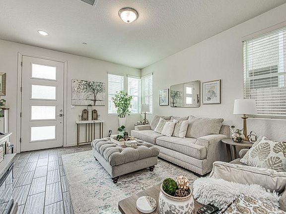 4th image of 2053 N Ralph Ln