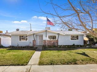 2170 Orange St, Rosamond, CA 93560