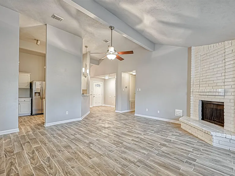 2235 Sentinal Oaks St — Photo 9